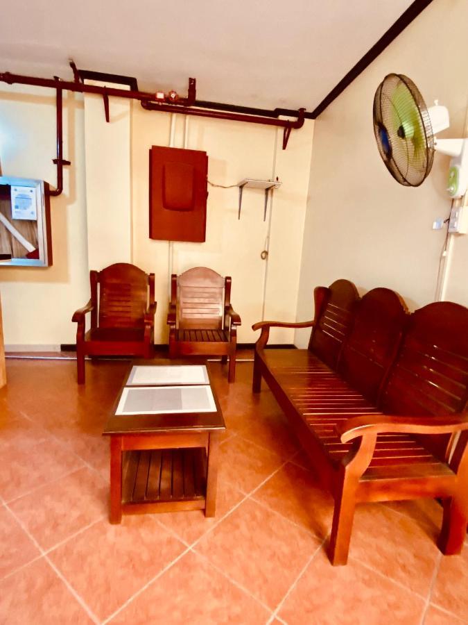 Achievers Dormitory Cebu Exterior photo